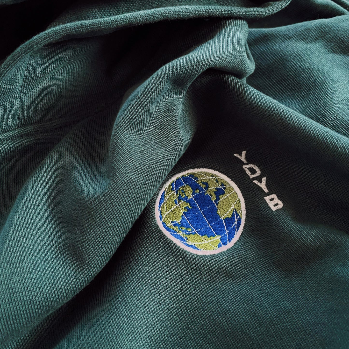"GLOBE" Relaxed Fit Hoodie
