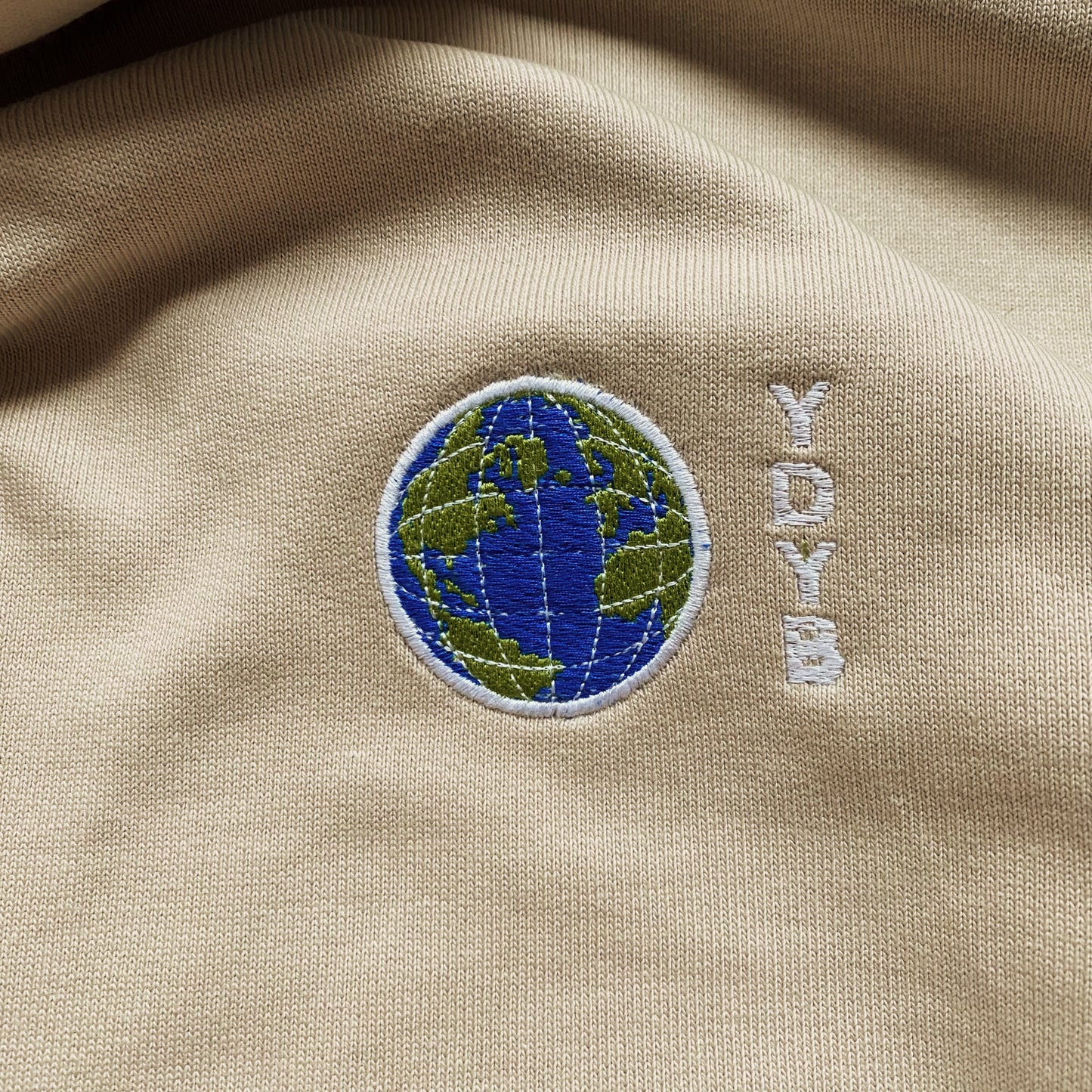 "GLOBE" Relaxed Fit Hoodie